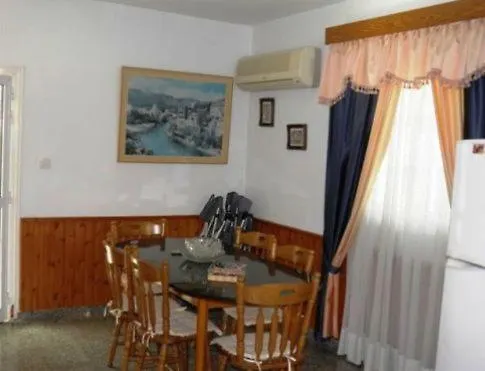 Philippou Beach Villas & Apartments Ларнака